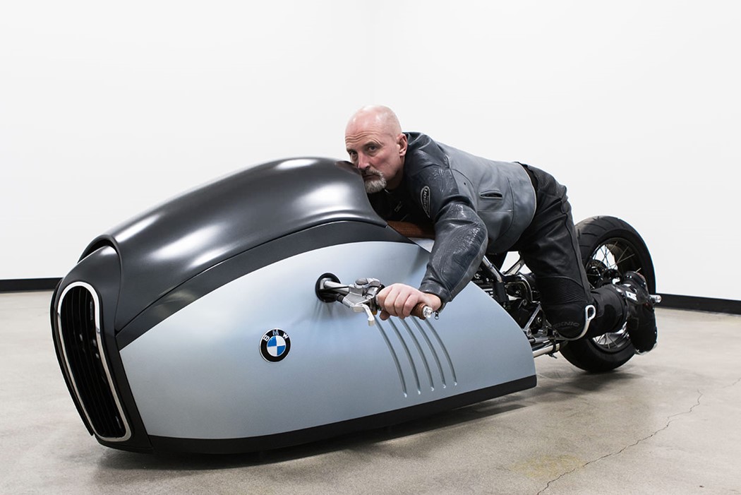 BMW Alpha Concept - pronta para Bonneville Salt Flats. - BMW