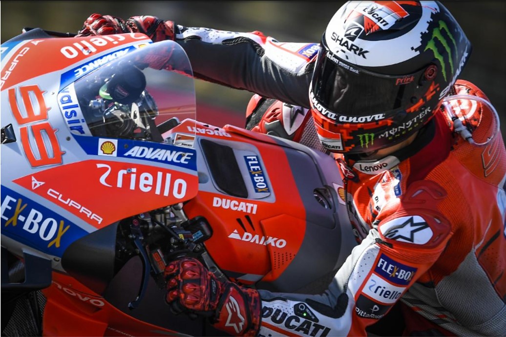 Lorenzo teve timing impecável