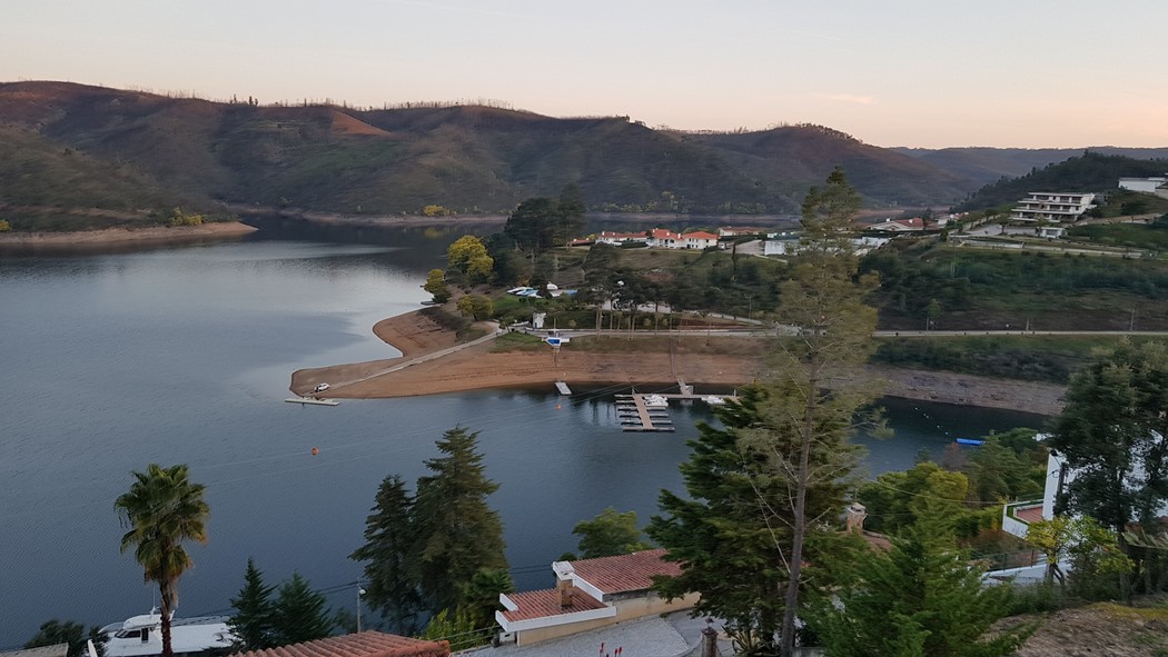 Lago Azul (praia fluvial)
