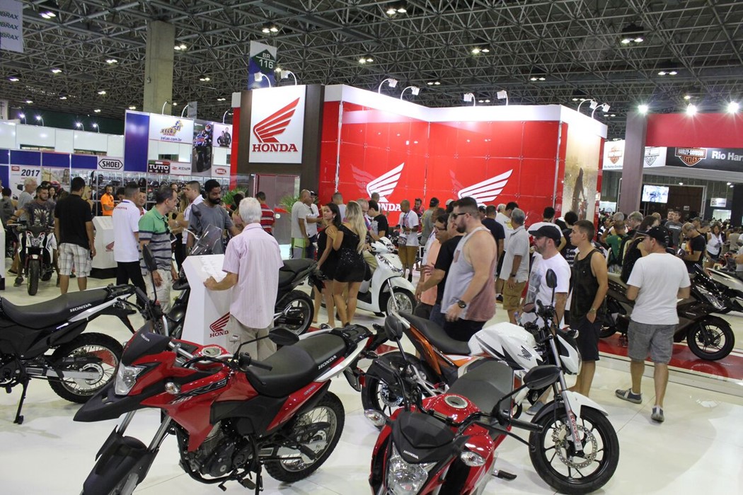 O Salão Moto Brasil 2017 gerou mais de R$ 10 milhões em volume de negócios.  Cristina Malafaia | SMB | VGCOM 