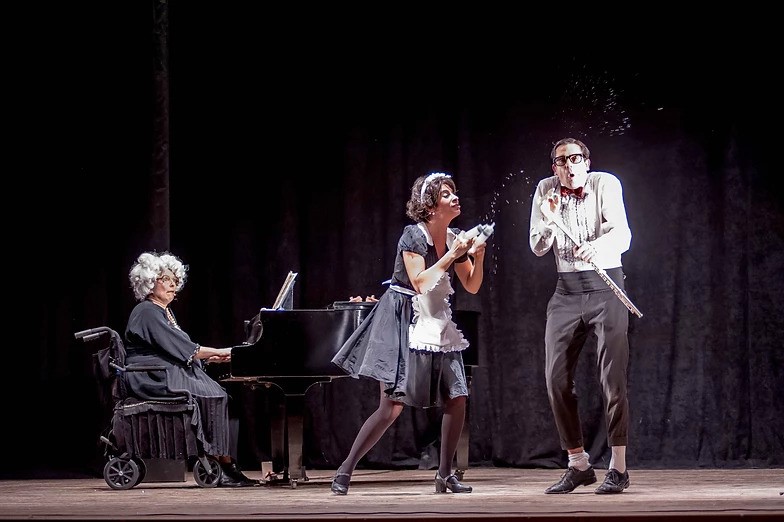 Trio Trioche (La Spezia, Itália/Paris, França) - Troppe Arie