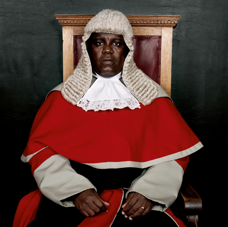 The Honourable Justice Moatlhodi Marumo |  Série Judges Botswana, 2005 © Pieter Hugo, Courtesy Stevenson Gallery, Cape Town-Johannesburg / Yossi Milo Gallery, New York