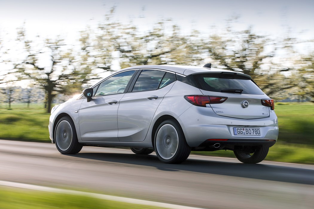 Novo Opel Astra BiTurbo