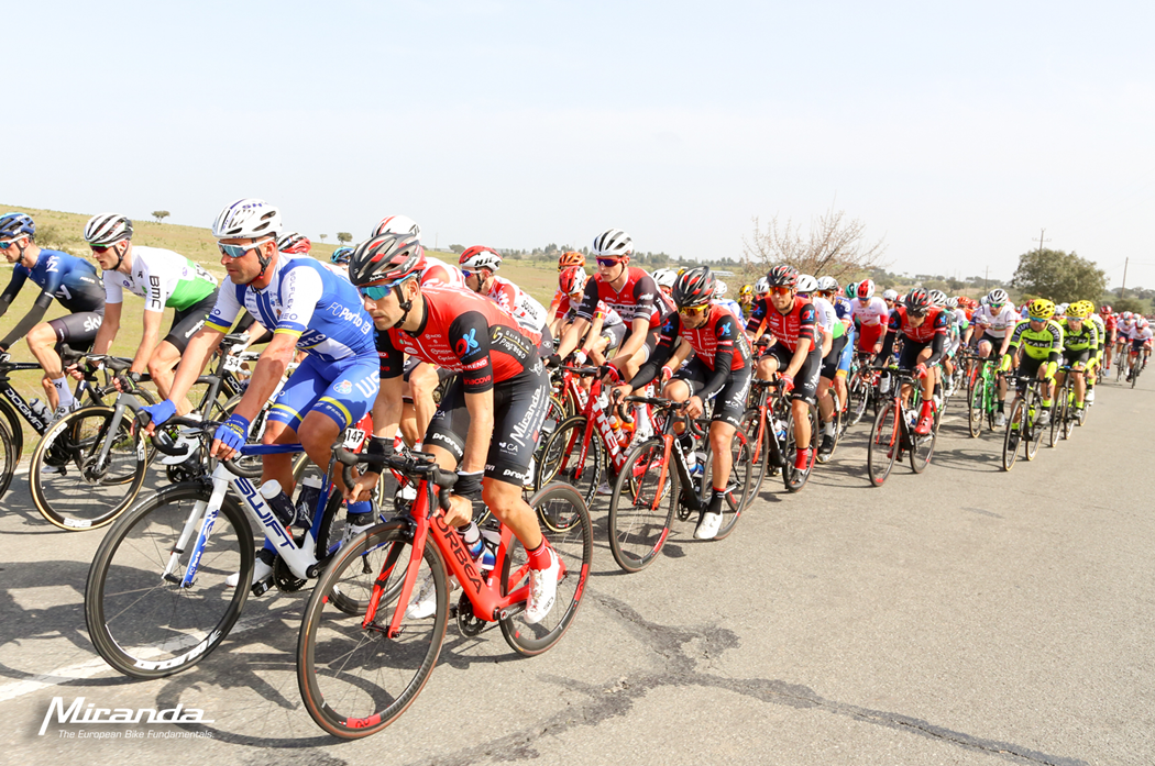 Equipa apresentou bons indicadores para a temporada no final da 45.ª Volta ao Algarve