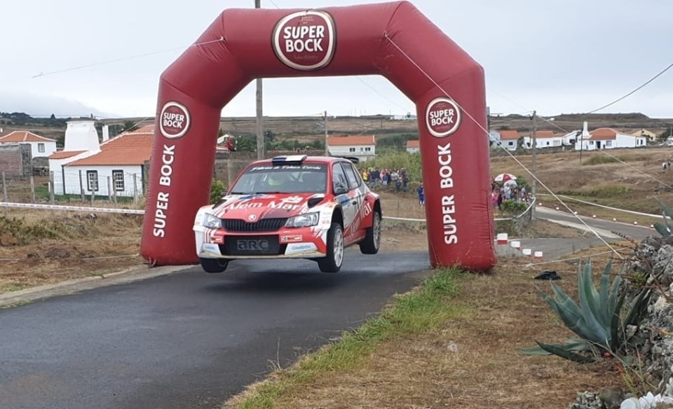Luís Rego e Jorge Henriques vencem Rali Além Mar Santa Maria 
