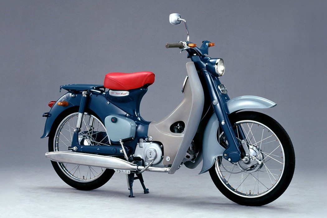 A Super Cub original que começou a ser produzida em 1958