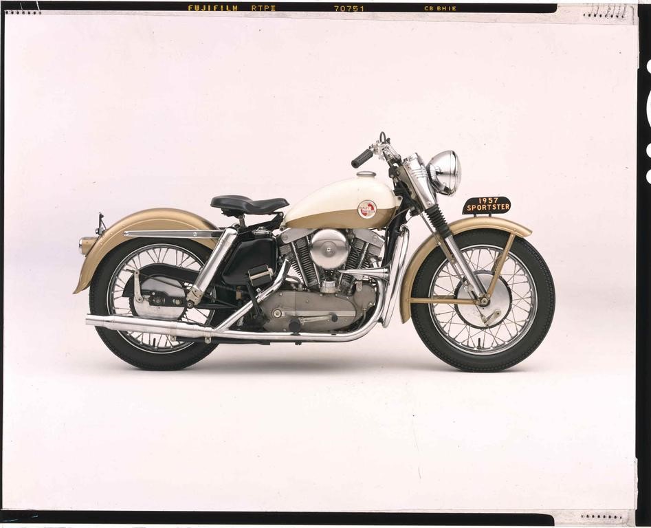 A Sportster nascida em 1957
