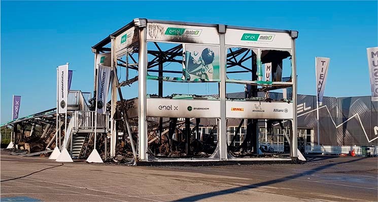 O hospitality do Mundial MotoE ficou totalmente destruído!