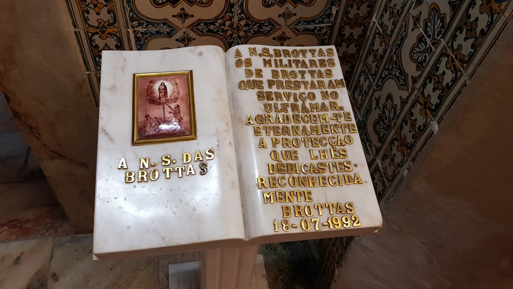 Homenagem dos militares de Brotas