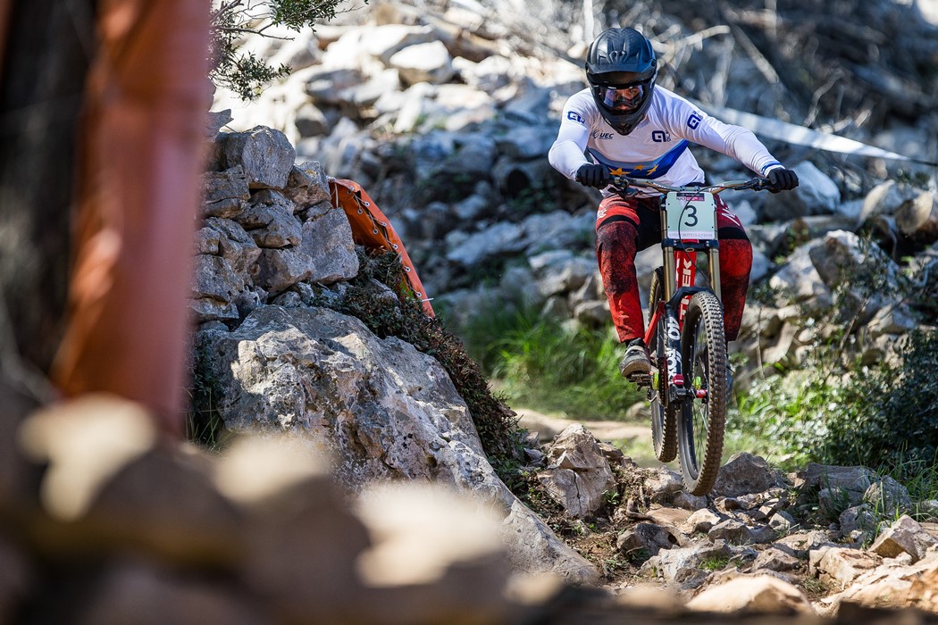 Tiago Ladeira ficou em 13.º lugar na primeira prova que pontuou para a Taça do Mundo de Downhill
