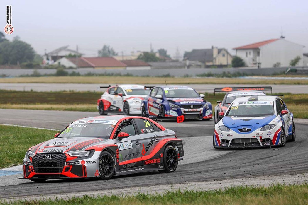  Gustavo Moura - Audi RS3 LMS