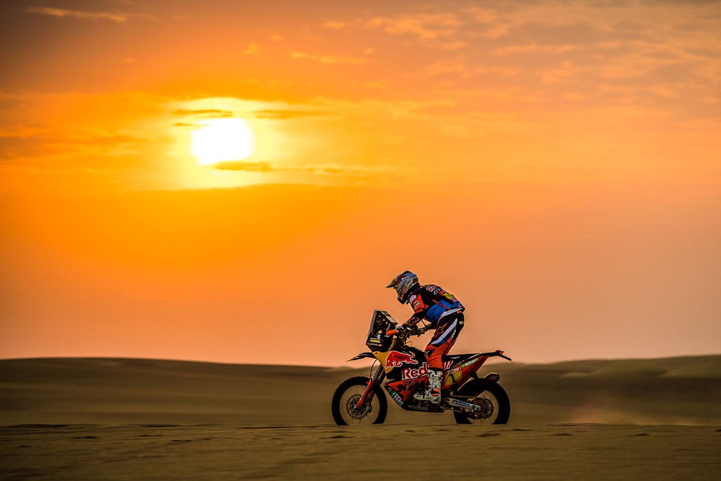 Sam Sunderland abandona, por lesão, o Rali Dakar nesta quarta etapa