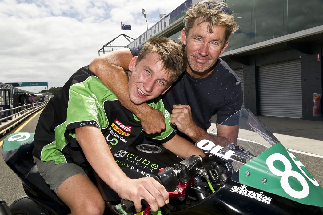 Troy e Oli Bayliss vão correr juntos no  campeonato Australiano de Superbikes