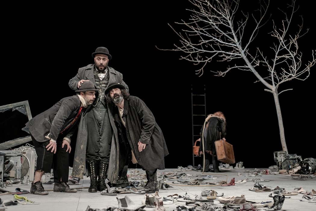 "À Espera de Godot" © João Tuna
