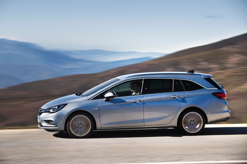 A nova Sports Tourer vem com todas as inovações do Astra de nova geração