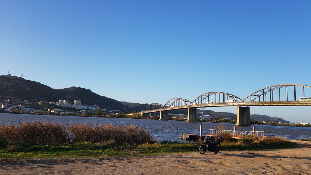 Cabo - Ponte Marechal Carmona e Vila Franca