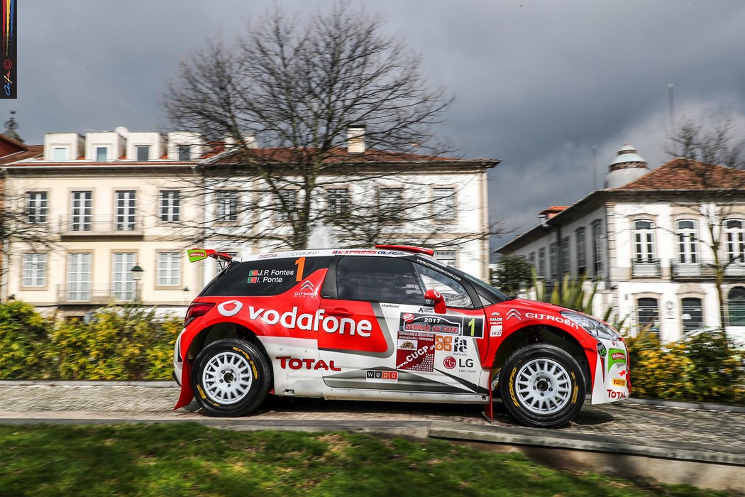 DS 3 R5 da Citroën Vodafone Team