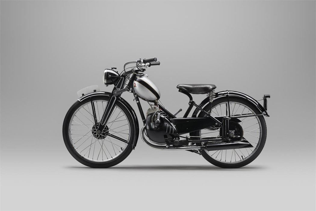 Montesa A45 de 1945 variante para senhoras