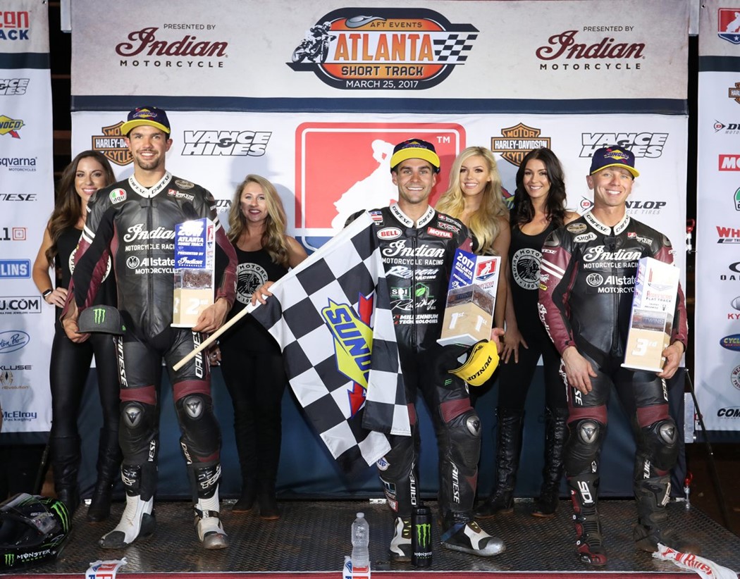 Indian faz o pleno em Atlanta com Jared Mees em 1º, Brad Baker em 2º e Bryan Smith em 3º.