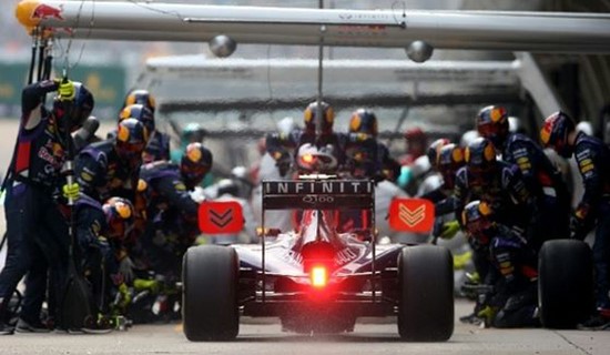 A equipa Infiniti Red Bull Racing passa a usar capacetes e goggles SCOTT. PHOTO: Getty 