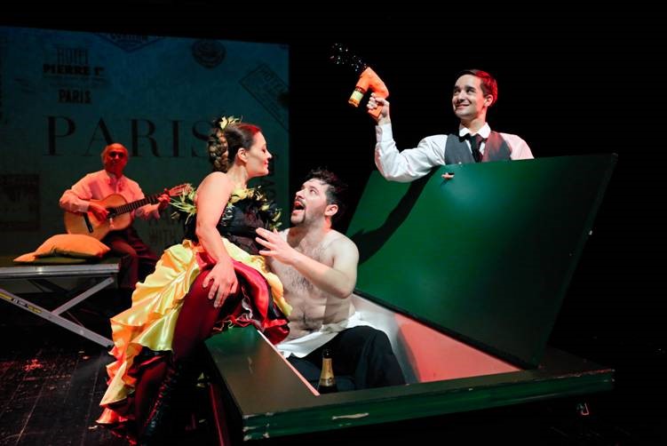 "O Mandarim" - Companhia de Teatro de Almada