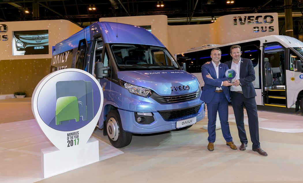 Sylvain Blaise, Directora da IVECO BUS (à esq.) com Christophe Longuet, Director da Linha de Chassis & Minibus 