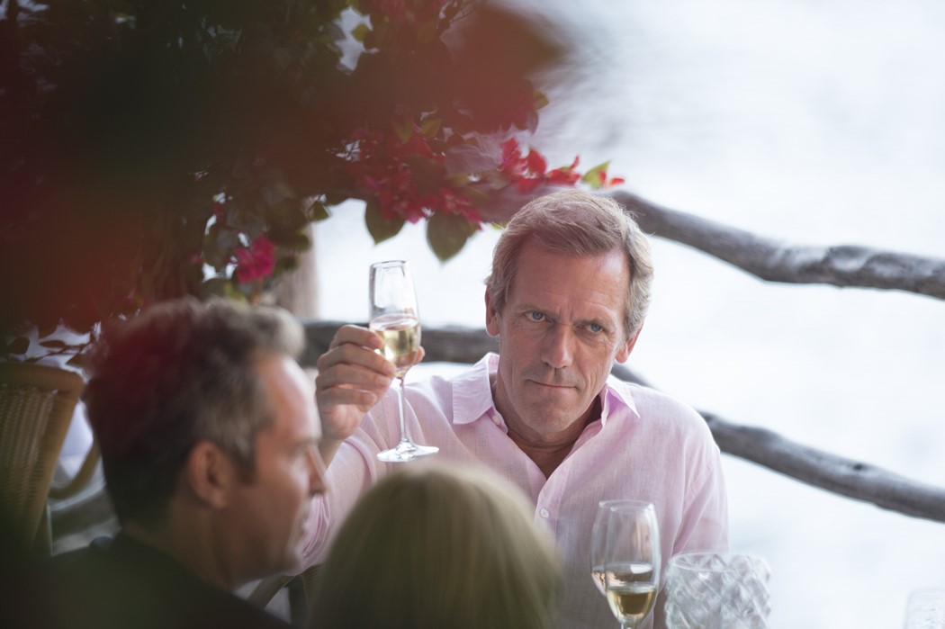Des Willie, Corky (Tom Hollander), Roper (Hugh Laurie) ©2015 AMC Network