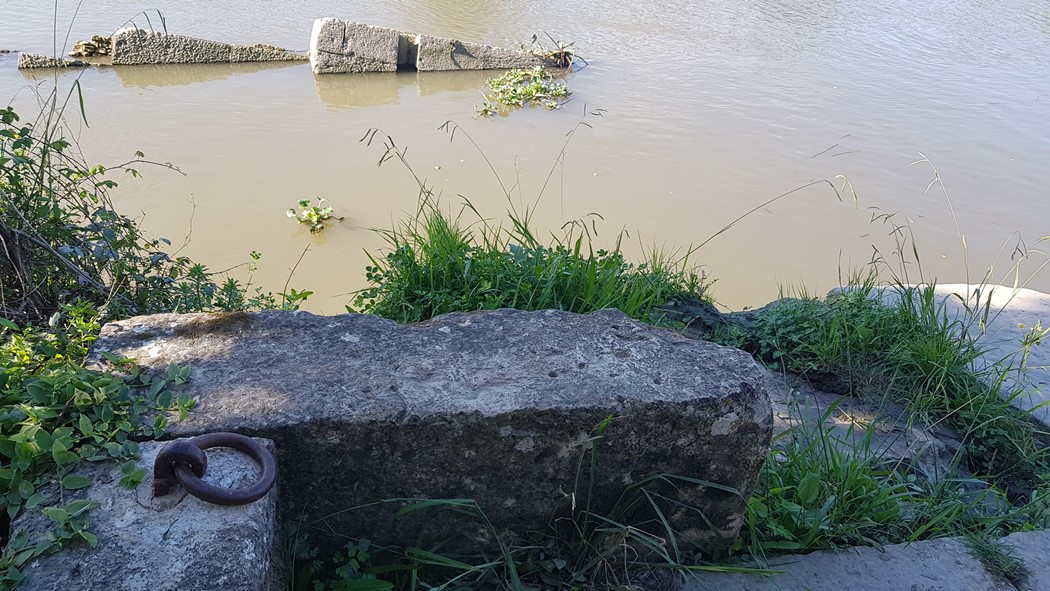 Vala Real da Azambuja - Amarração no Palácio das Obras Novas