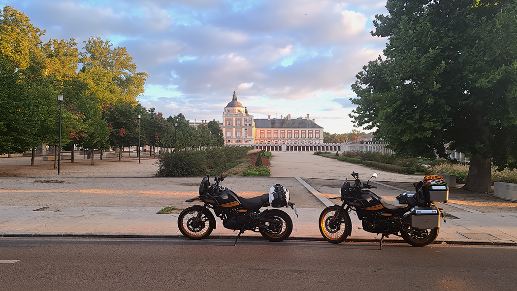 As Himalayan 450 em Aranjuez