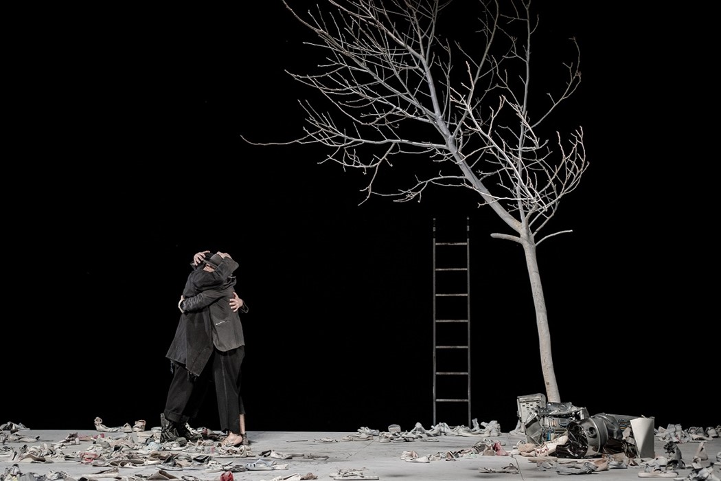 "À Espera de Godot" © João Tuna