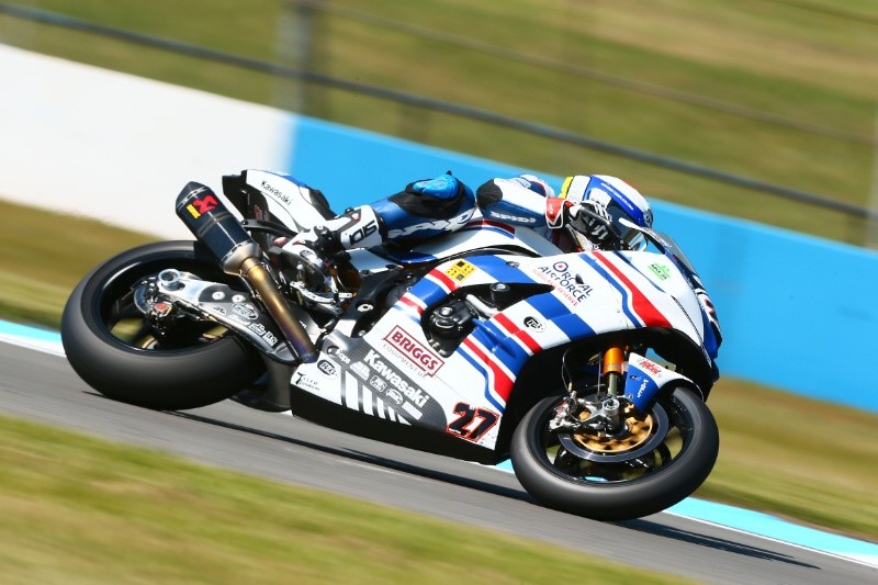 Jake Dixon venceu por duas vezes em Knockhill