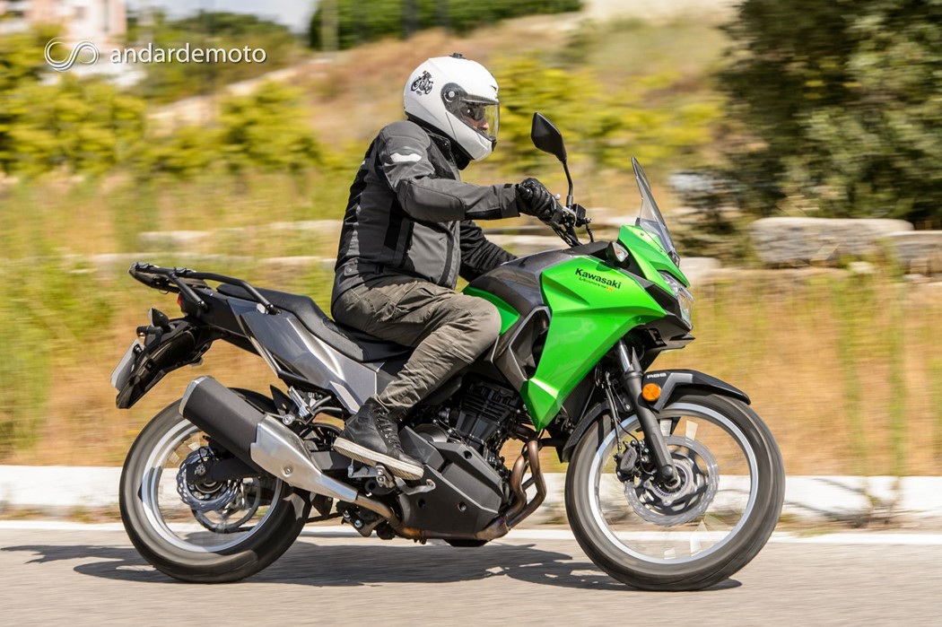 Kawasaki Versys X 300 - Como uma manhã de Domingo - Test 