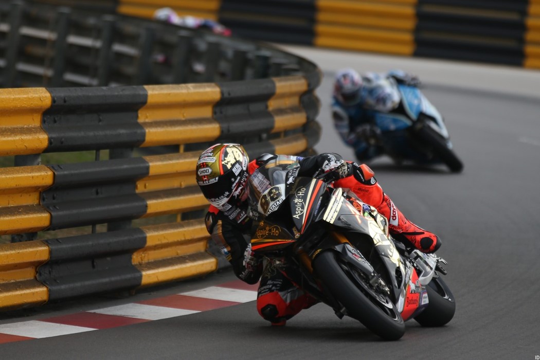 Hickman (BMW) acabou por fazer a pole