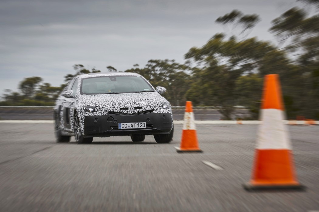 Opel Insignia - Mais ágil e dinâmico