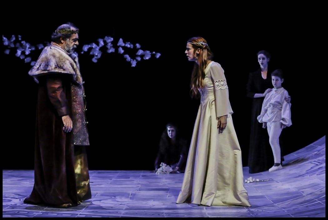 "Reinar Depois de Morrer"  ©Rui Mateus e Luana Santos