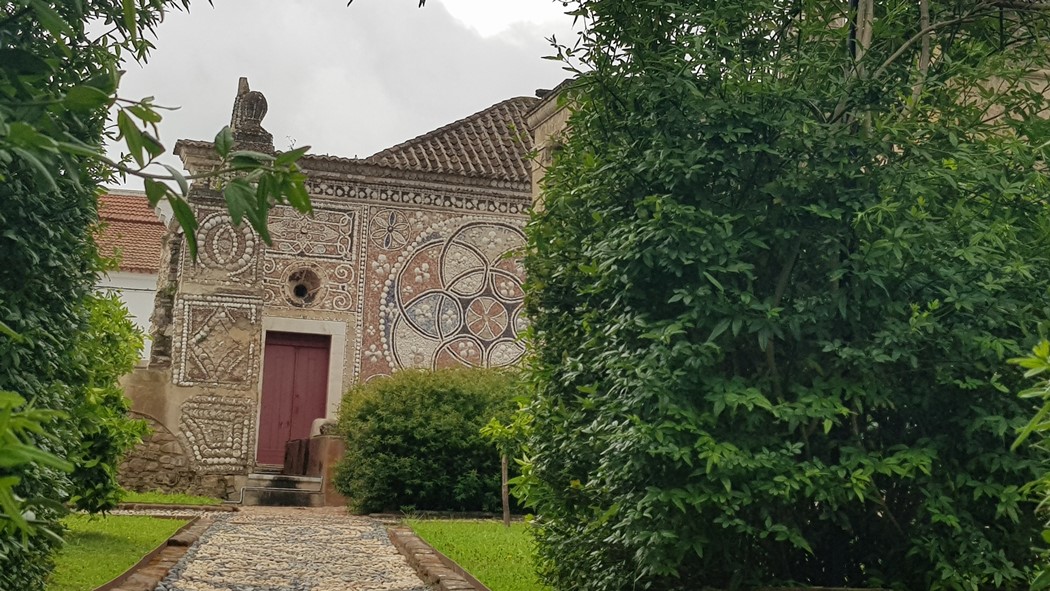 Capela das Conchas - jardim