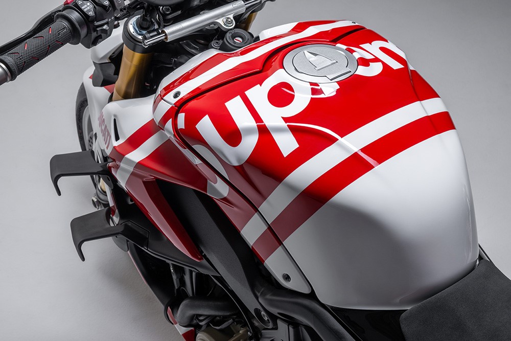 Ducati e Supreme Lançam Edição Limitada da Streetfighter V4