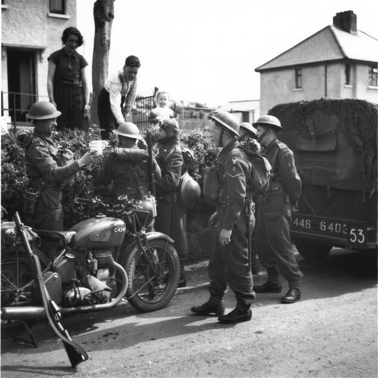 BSA M20 em apoio às populações, em 1940, no Reino Unido