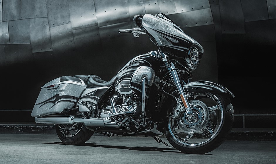 Moto CVO Street Glide