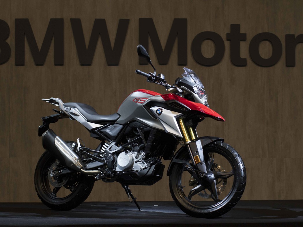 A mini aventureira G 310GS fez sua estreia no Brasil, mas a BMW ainda não definiu o preço