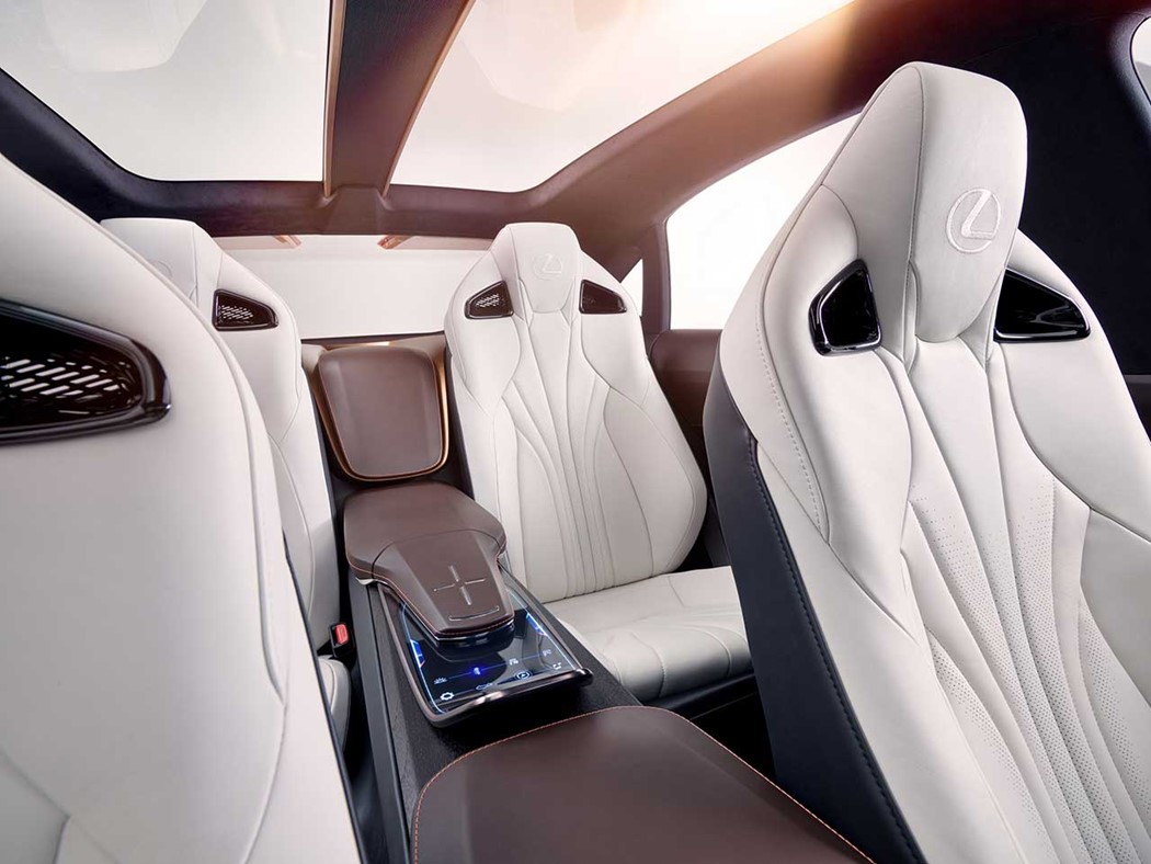 Lexus LF 1 Limitless
