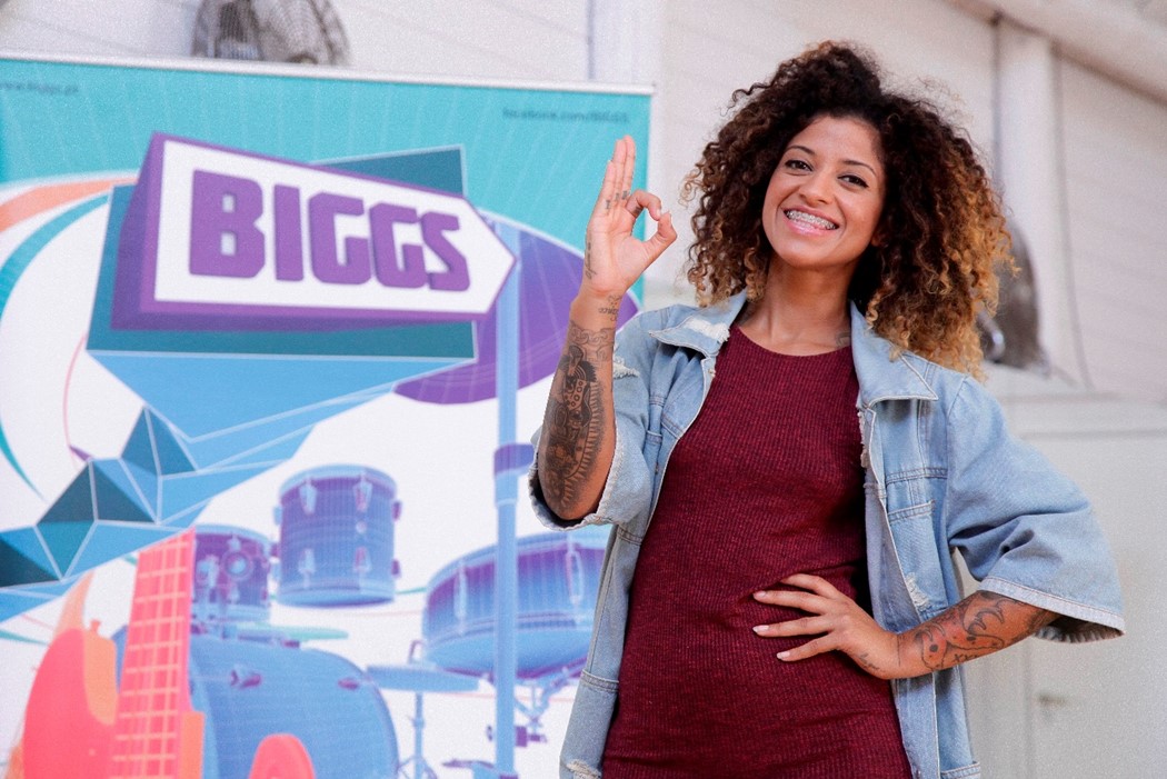 "Biggs Dance" é a mais recente produção própria do Biggs, com a apresentação de Blaya, dos Buraka Som Sistema