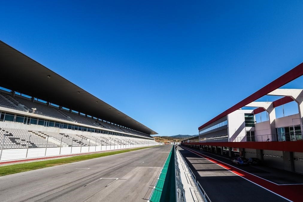 Autódromo do Algarve recebe segunda corrida de MotoGP em novembro