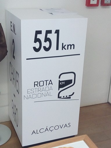 Marco simbólico dos 551km