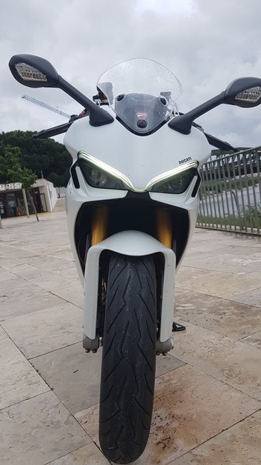 Ducati Supersport 950