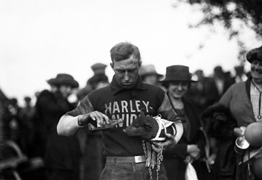 1920