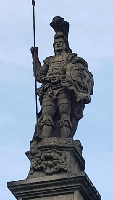 O Guimarães Duas Caras