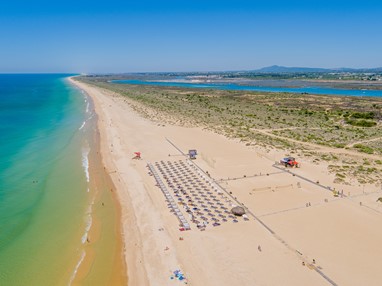© Associação Turismo do Algarve (ATA) - Cabanas