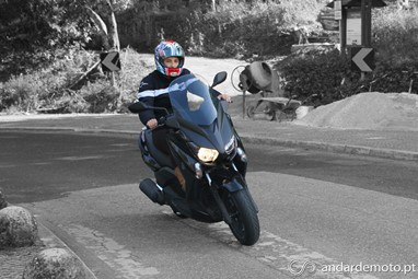Yamaha X-Max 250