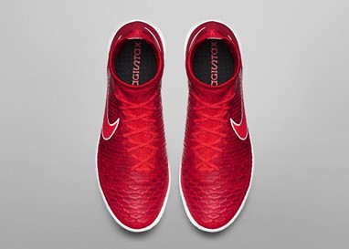 NIKE MAGISTAX 